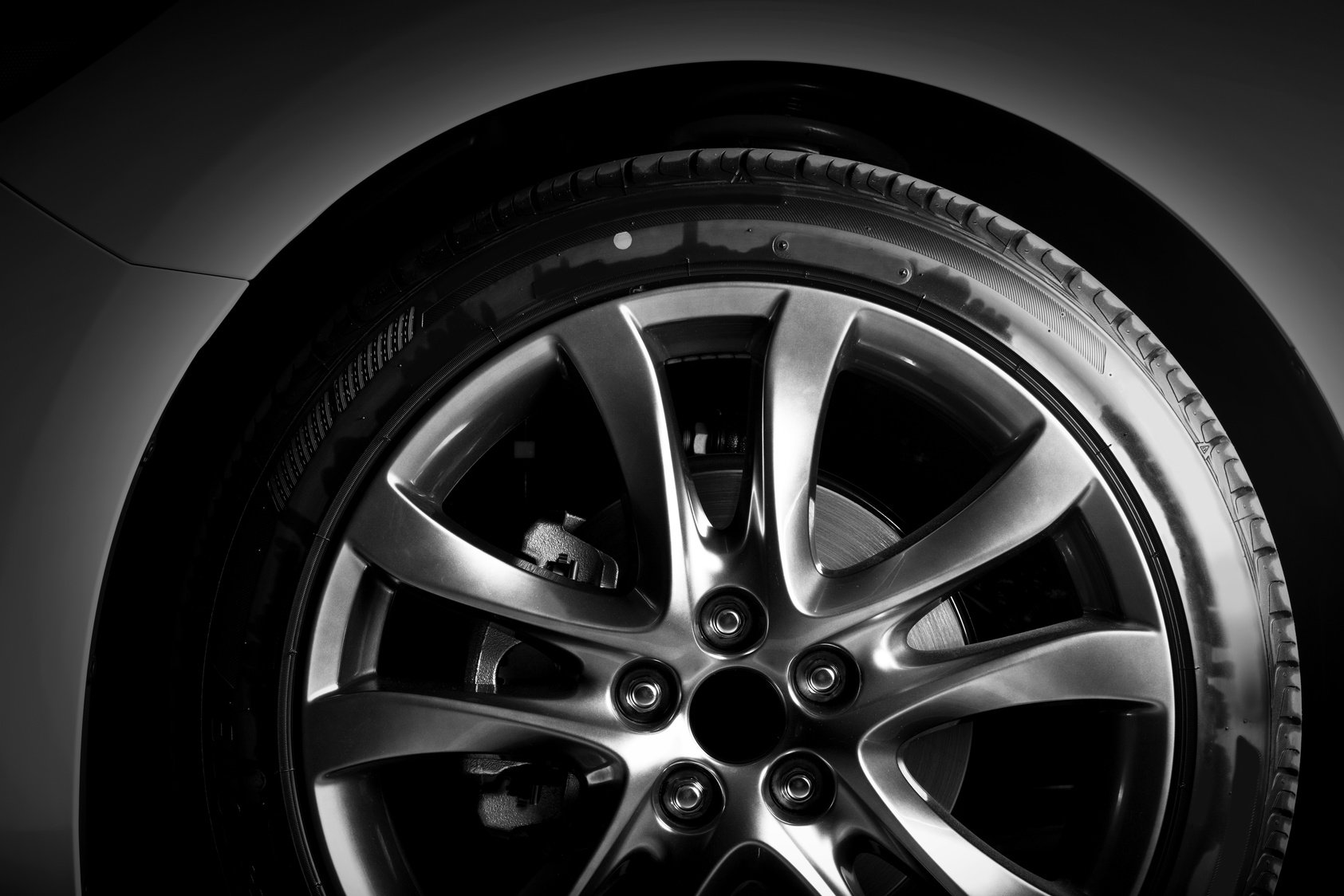 uxury Car Wheel